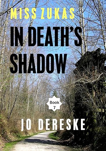 Miss Zukas in Death’s Shadow (Miss Zukas mysteries)